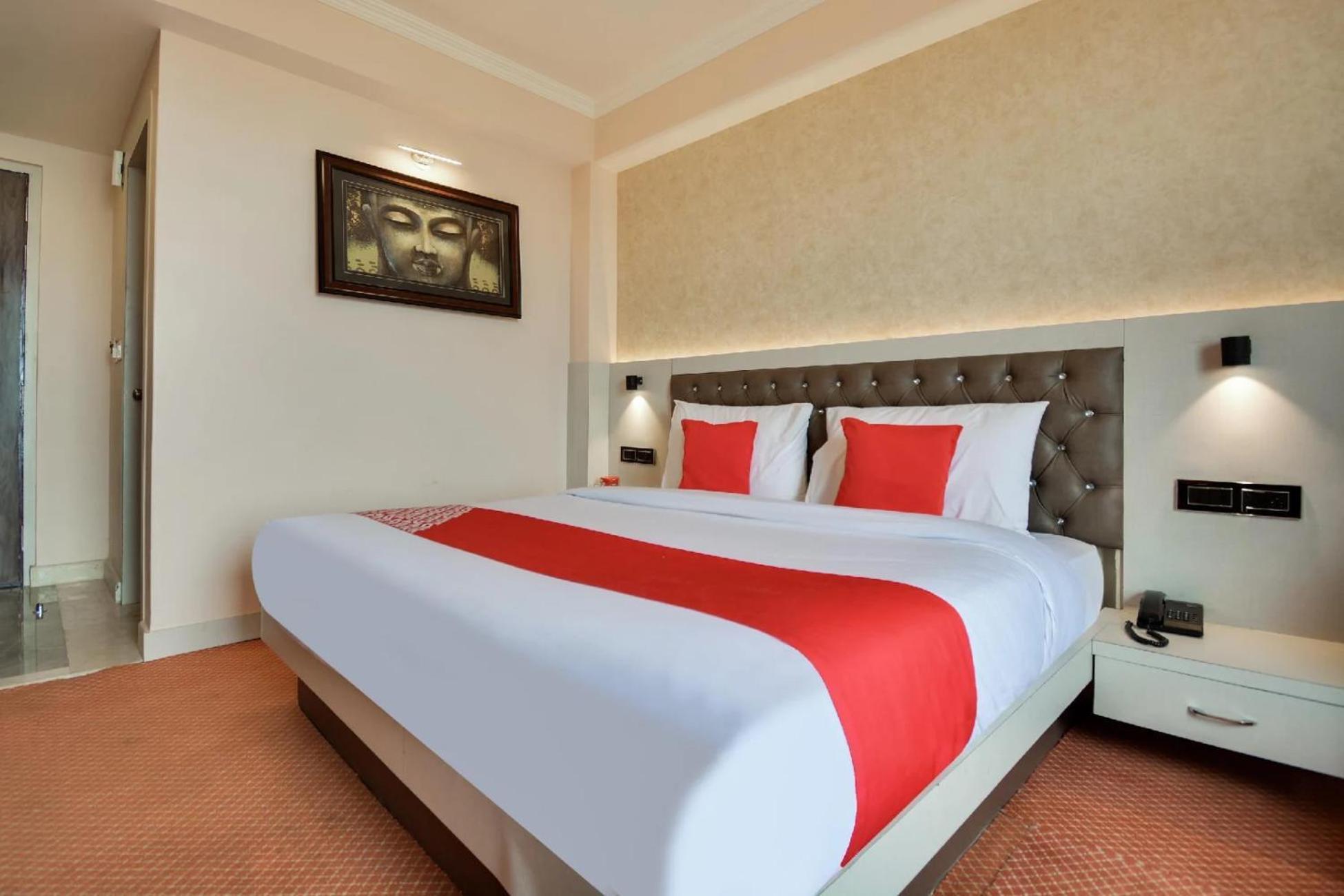 Aangan Regency Hotell Shimla Eksteriør bilde
