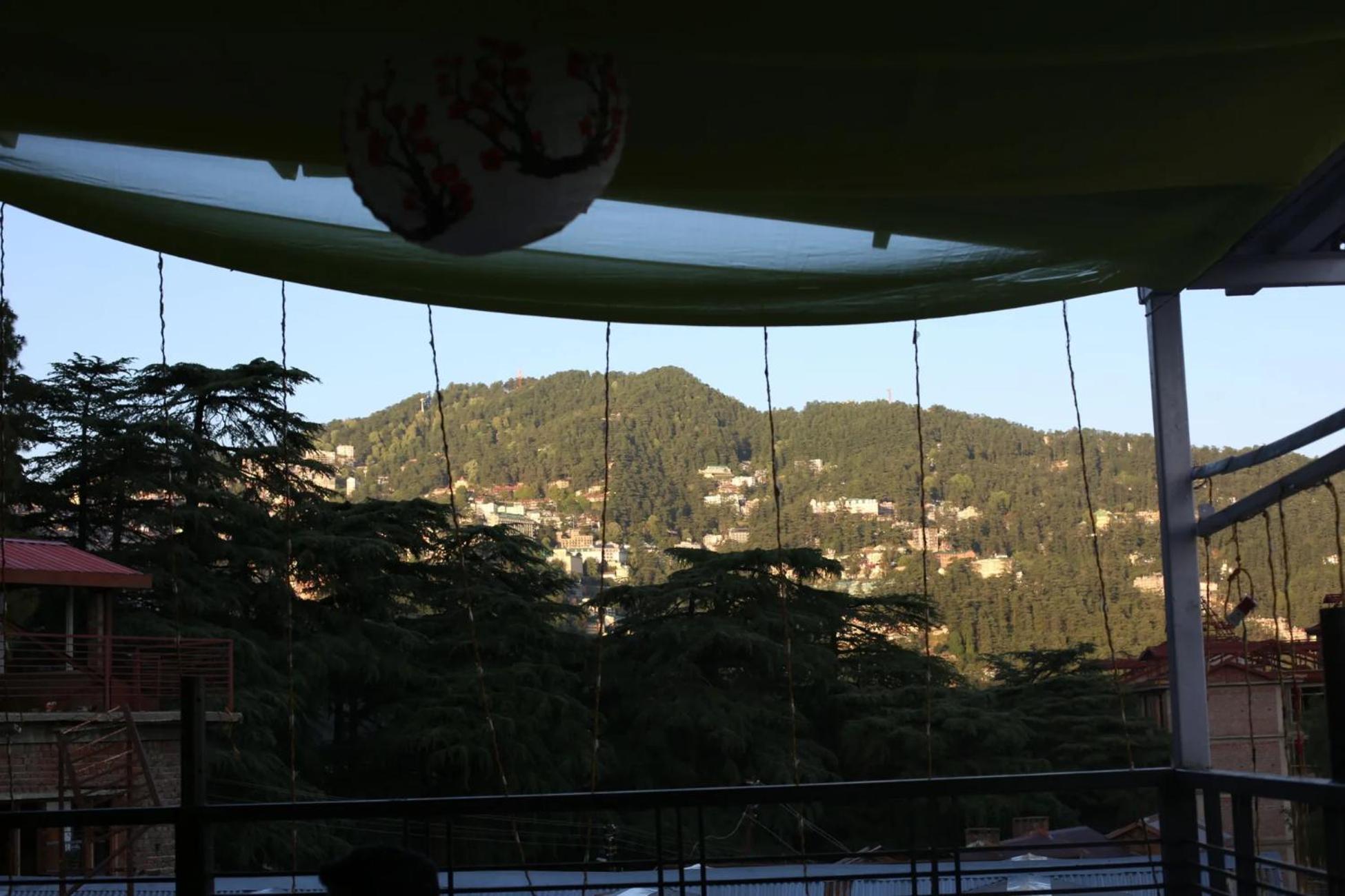 Aangan Regency Hotell Shimla Eksteriør bilde