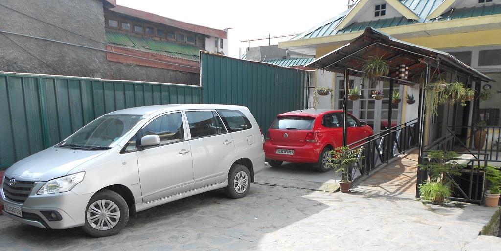 Aangan Regency Hotell Shimla Eksteriør bilde